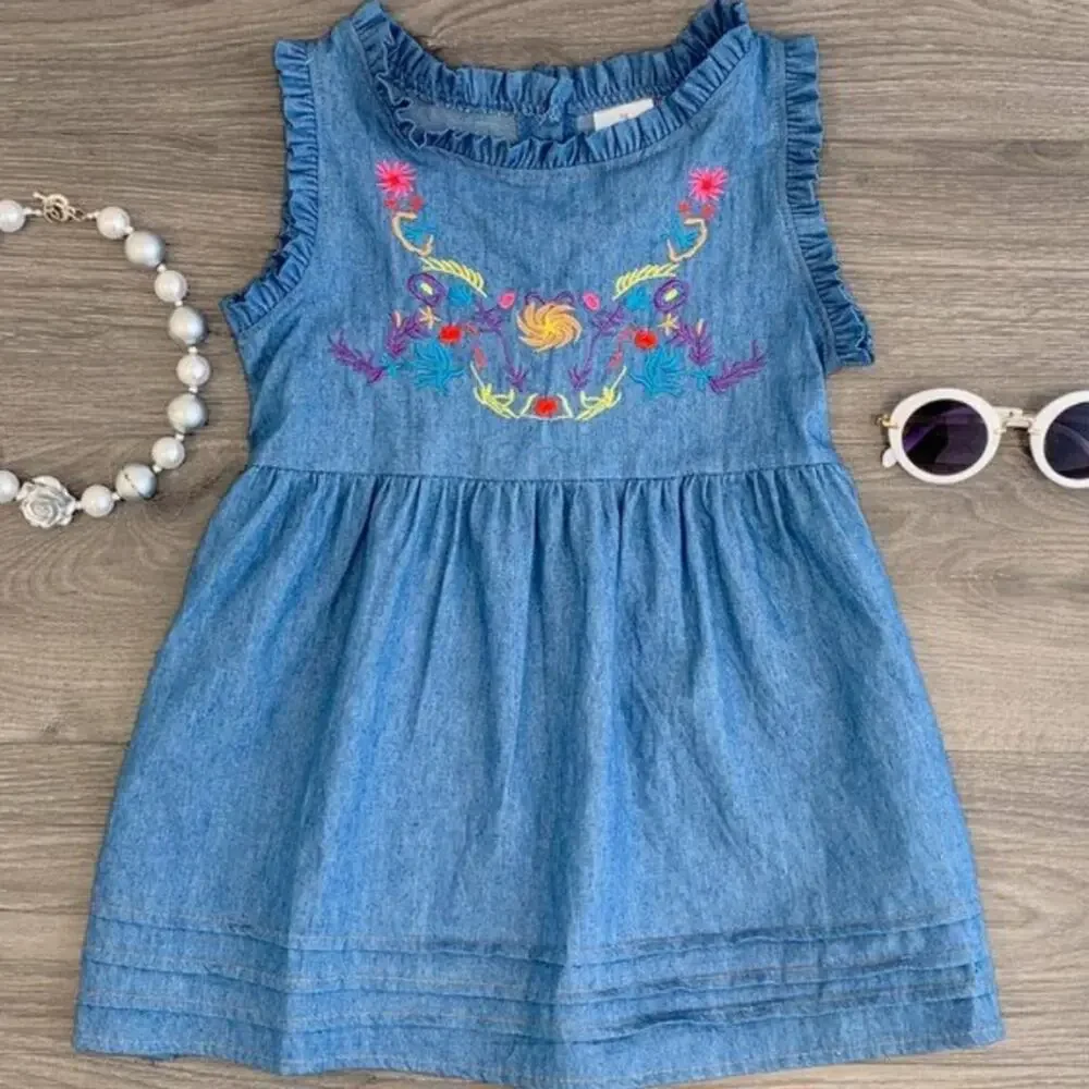 Boutique‎ Dress Girls Blue Pink Embroidered Flowers Chambray Size 18-24 Used